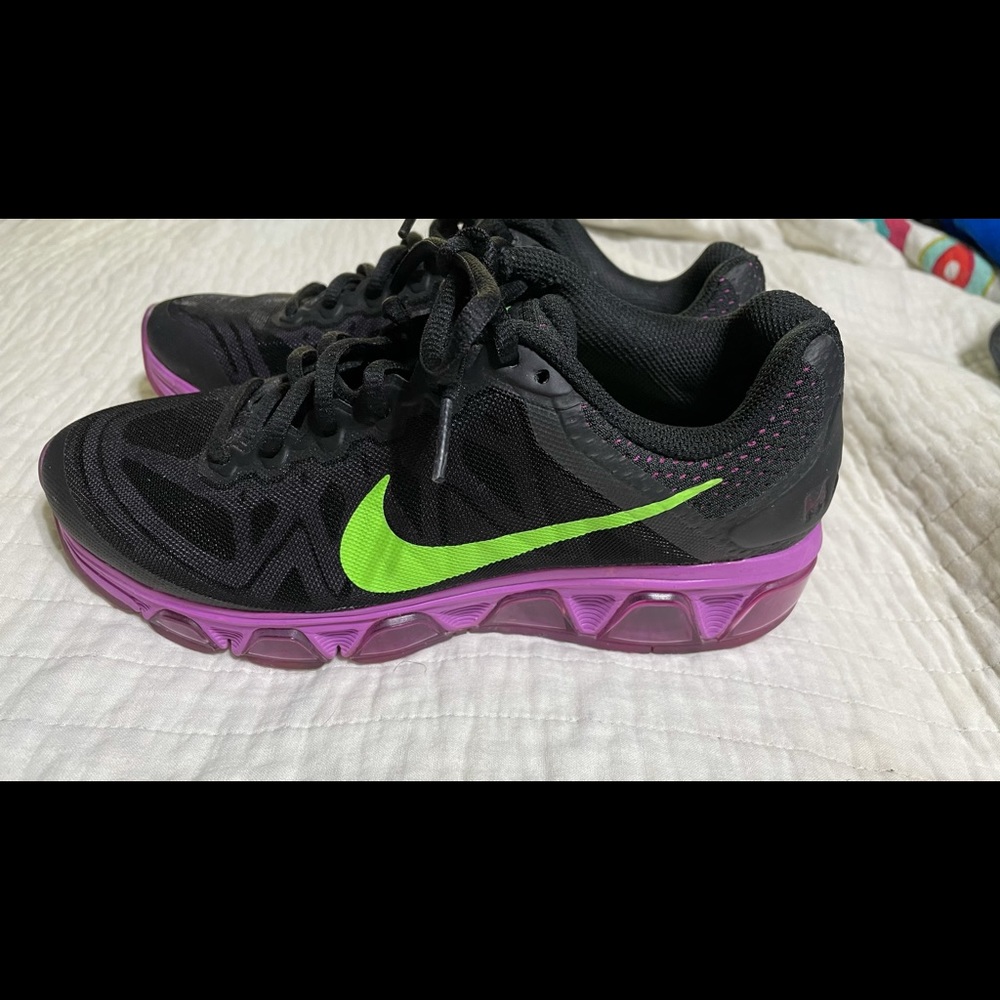 Women’s Nike Airmax